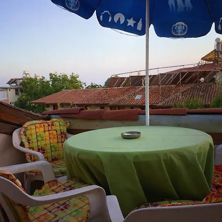 Guest house Tas Side
